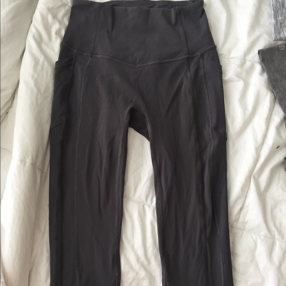 Lululemon sz 4 All the Right Places Crop legging